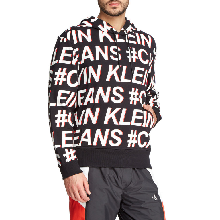 Calvin Klein pánská černá mikina s logem LOGO AOP HOODIE č.1