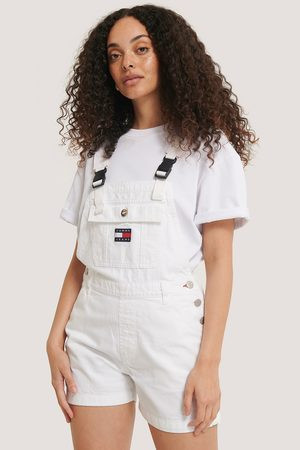 TOMMY JEANS dámské bílé laclové kraťasy DUNGAREE SHORT CLWTH č.1