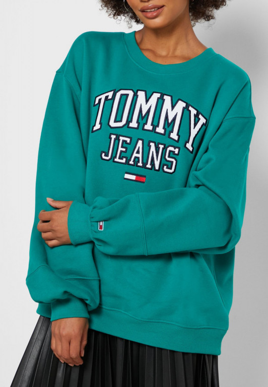 Tommy Jeans dámská zelená mikina TJW COLLEGIATE LOGO CREW č.1