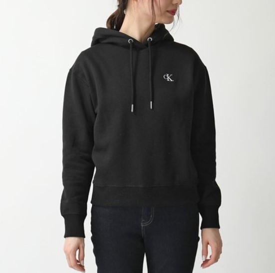 Calvin Klein dámská černá mikina CK EMBROIDERY HOODIE č.1