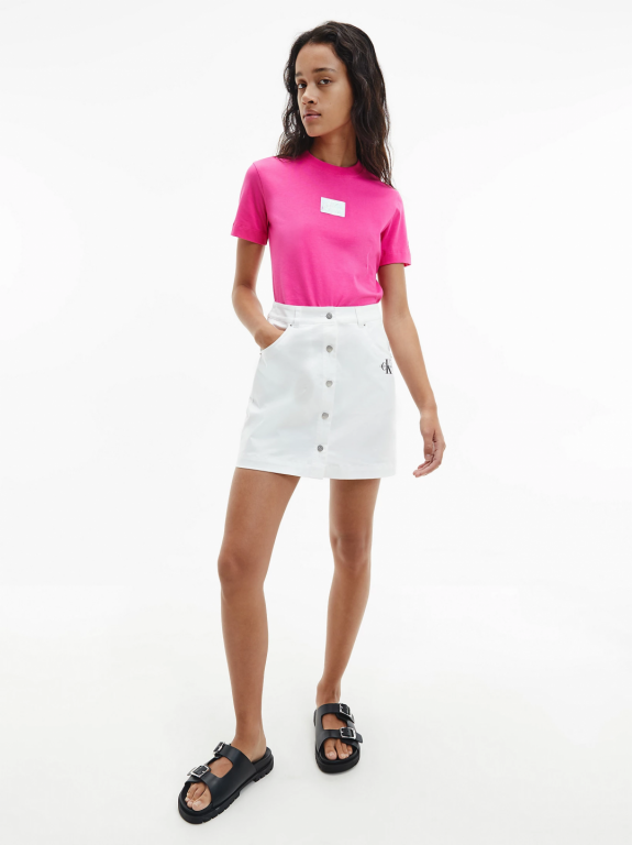 Calvin Klein Jeans dámské růžové tričko SHINE BADGE TEE č.2