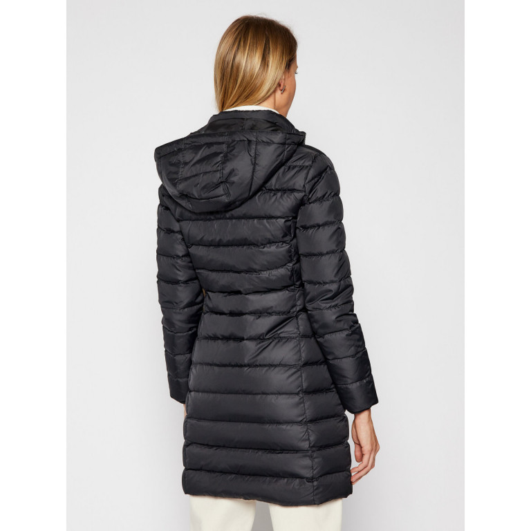 Tommy Jeans dámský černý kabát TJW ESSENTIAL HOODED DOWN COAT č.3